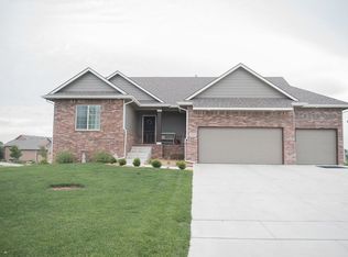 2212 Chestnut Ct, Augusta, KS 67010