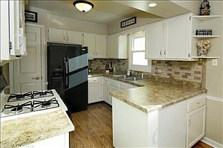 5th image of 8735 S 12th St