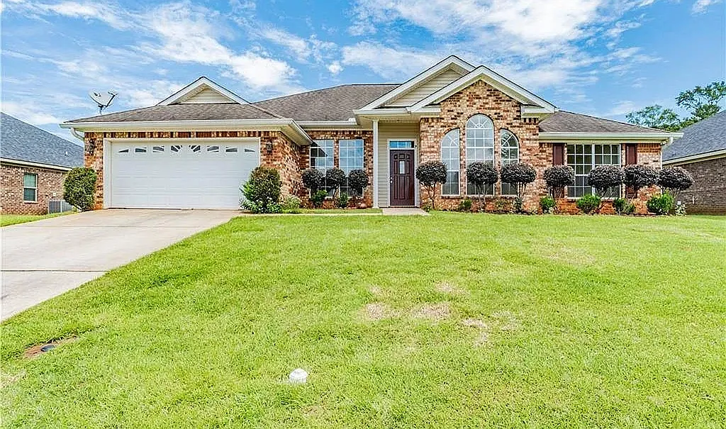 1375 Selby Phillips Dr - 1 — Photo 1