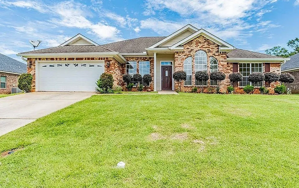 1375 Selby Phillips Dr