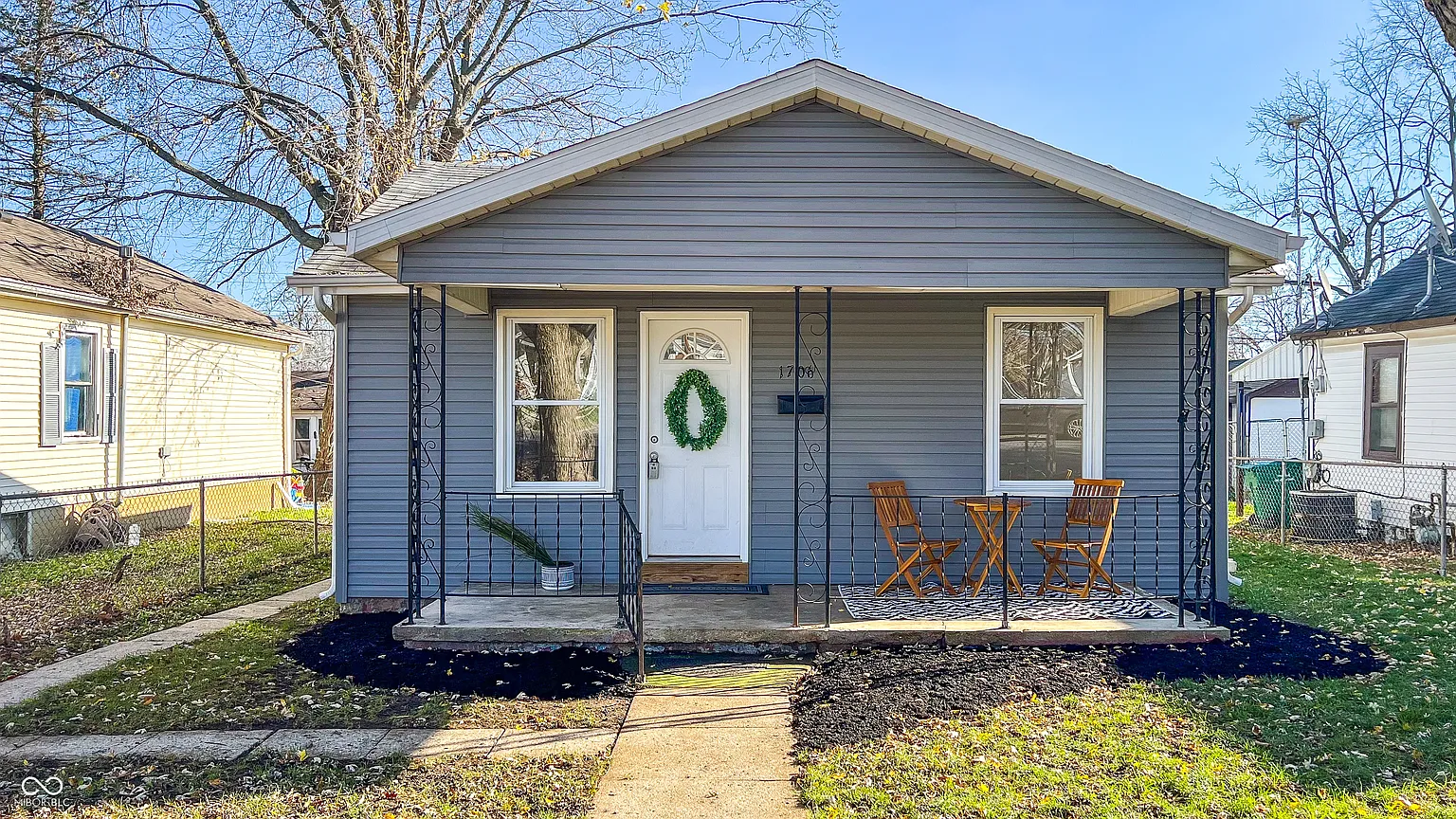 1706 Irvin St photo 1