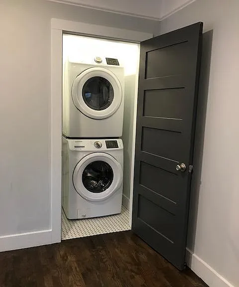6343 Richmond Ave — Photo 12