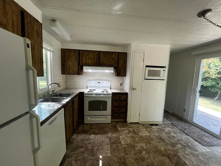 7220 Valley View Rd — Photo 8