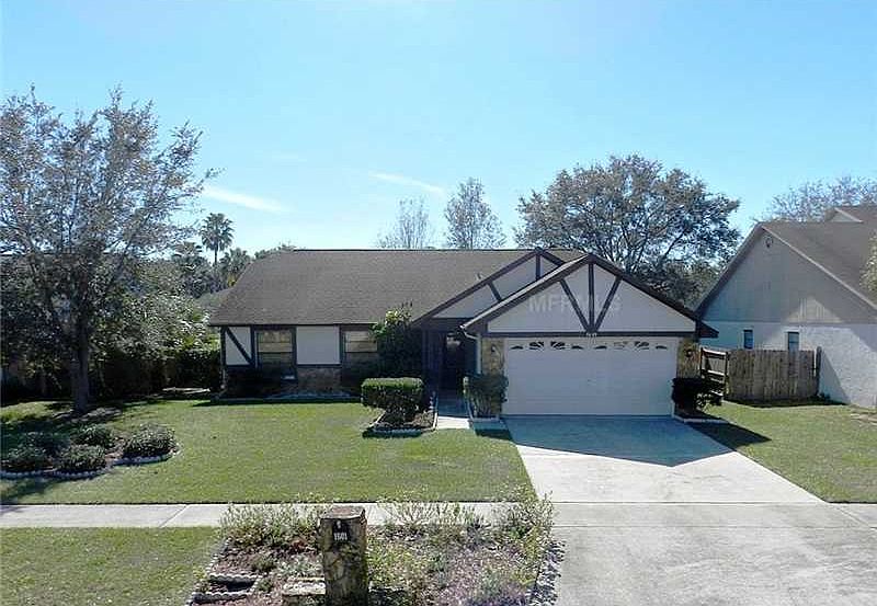 1st image of 1601 Dumont Dr