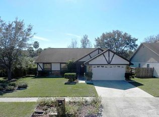 1601 Dumont Dr, Valrico, FL 33596