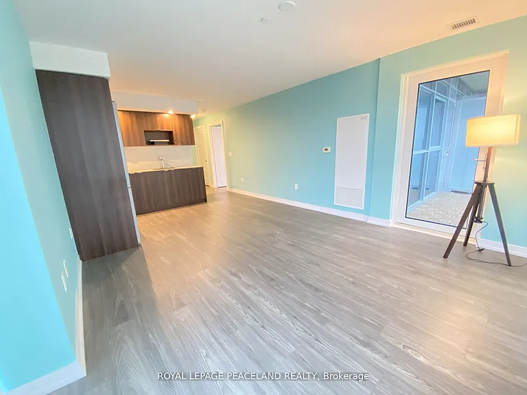 225 Village Green Sq #410 — Photo 26