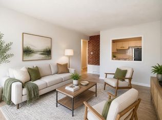 5 Beaver Park Rd APT 5, Framingham, MA 01702