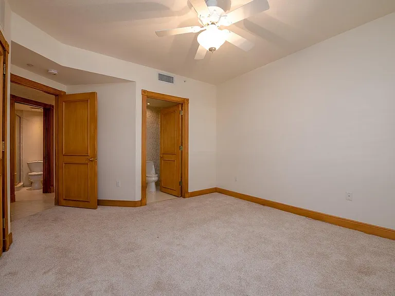 1228 Hillsboro Mile #103 — Photo 12