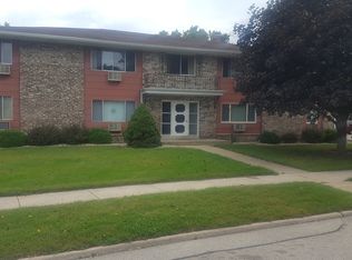 1753 15th Ave #9, Kenosha, WI 53140