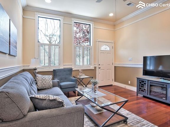 Furnished 1 bedroom corporate apartment in Sa