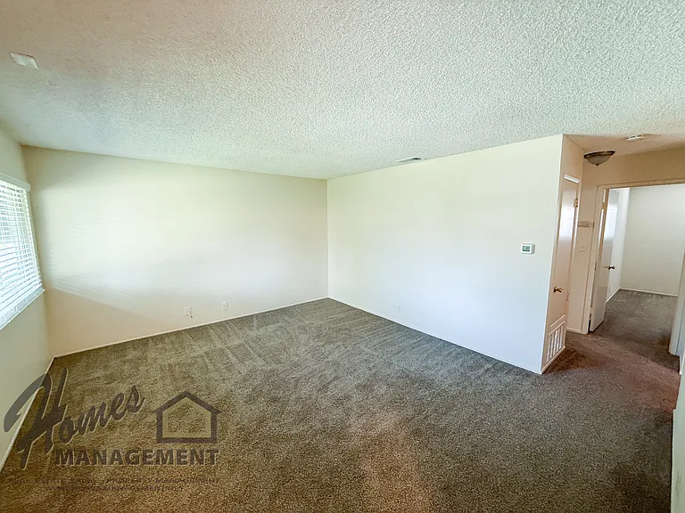 740-750 Vineyard Rd — Photo 4