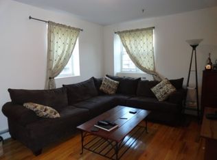 23-11 38th St #3, Astoria, NY 11105