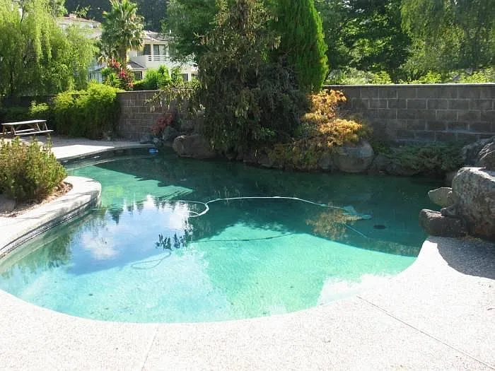 2491 Southview Dr — Photo 5