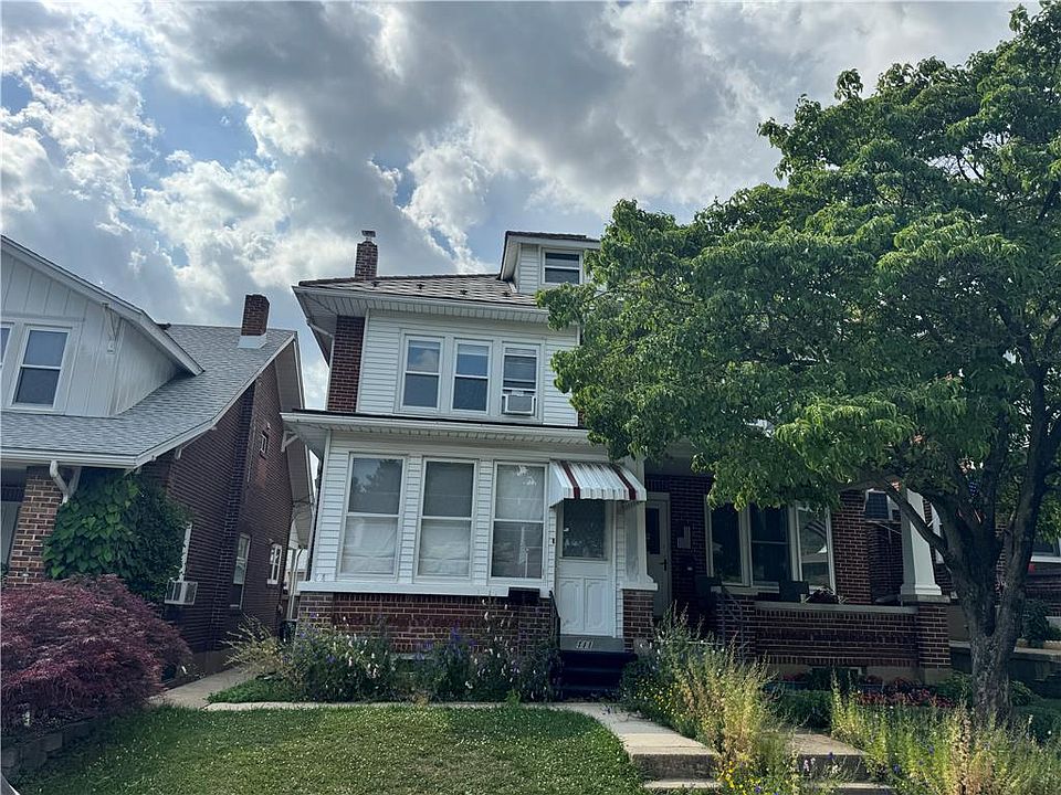 1st image of 111 E Elm St