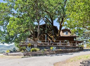 60 Mittelstadt Ln, Cloverdale, CA 95425