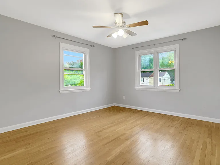 2340 Fairview Ter — Photo 14