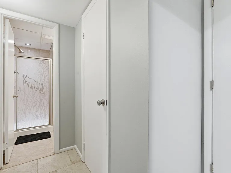 14407 Oakvale St — Photo 9