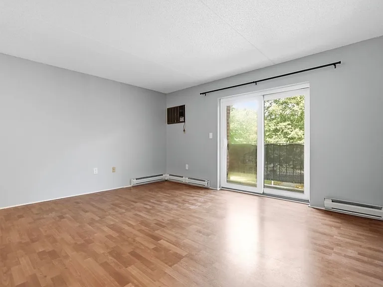 22F Maple Crest Cir — Photo 9