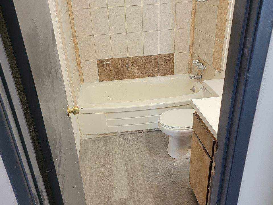 2nd image of 1337 10th Ave APT 1