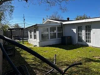 209 Douglas Dr — Photo 19