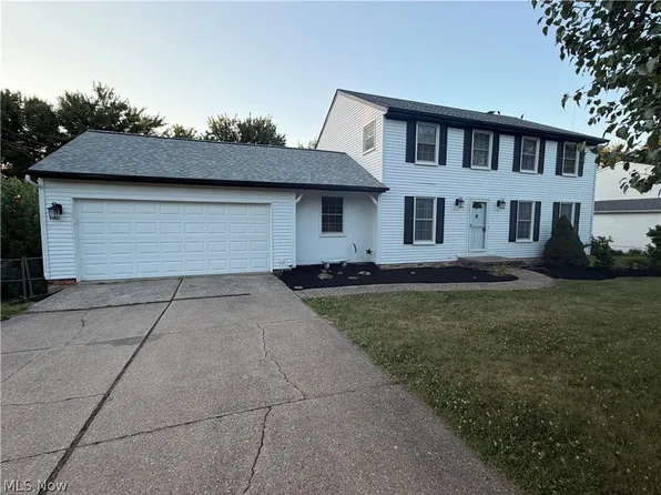 10199 Hoose Rd, Mentor, OH 44060