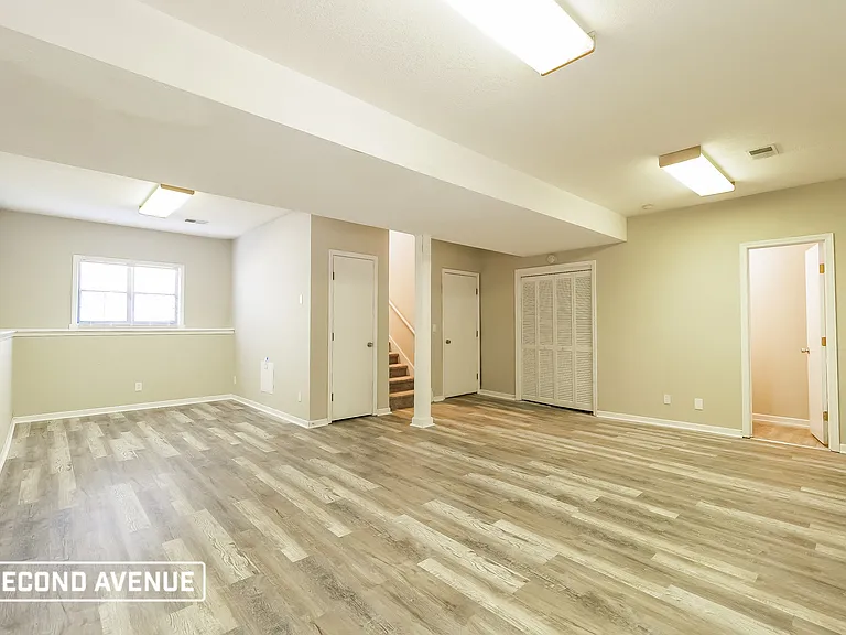 117 Monroe Ave — Photo 6