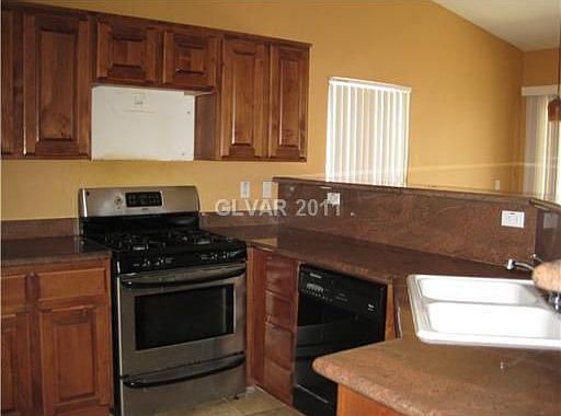 4th image of 4724 Mountain Tree St