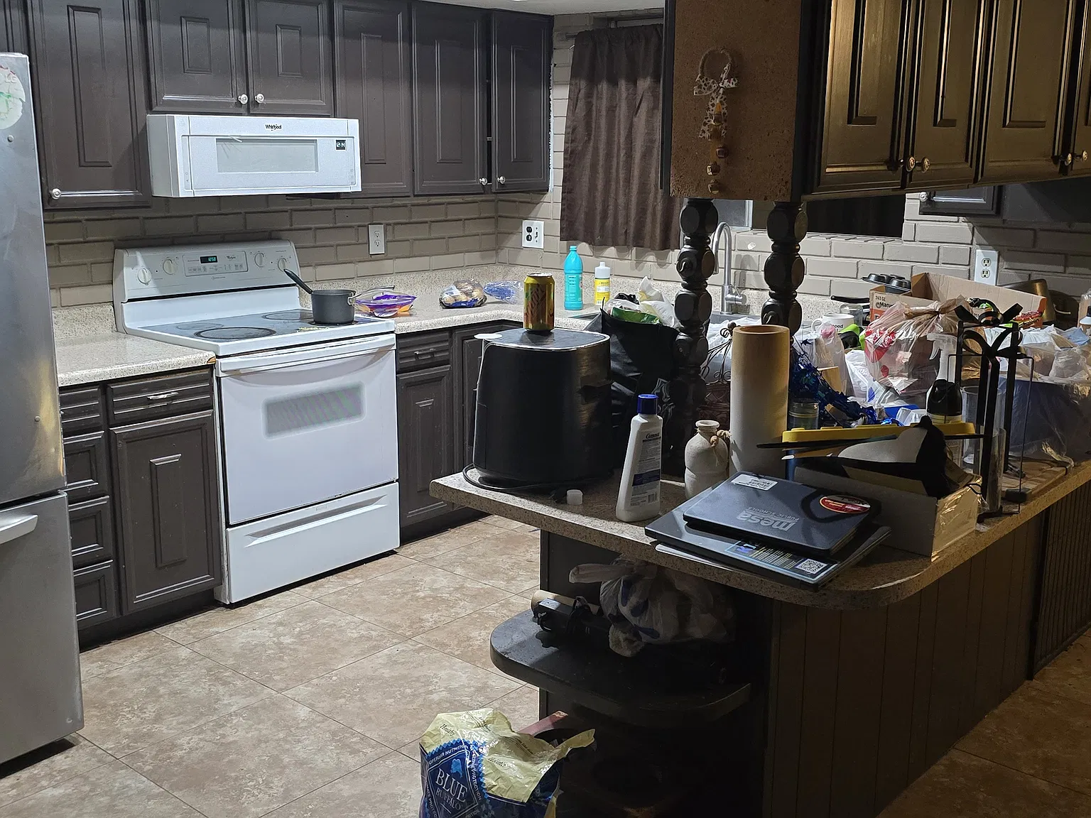 1013 W Dragoon Ave — Photo 1