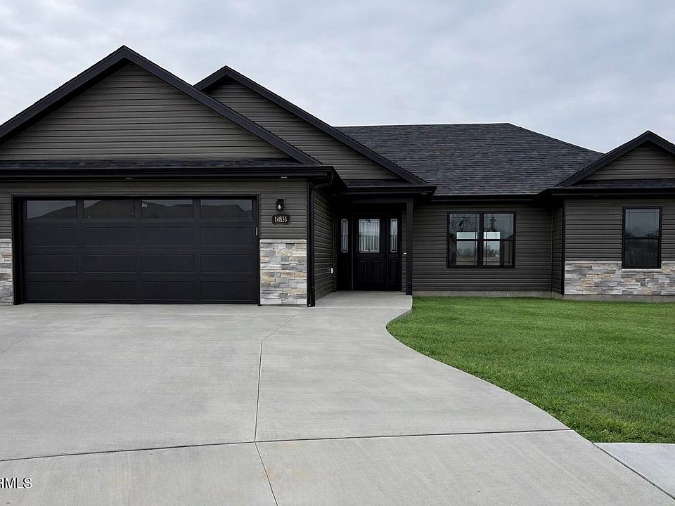 1st image of 14835 Welch Dr