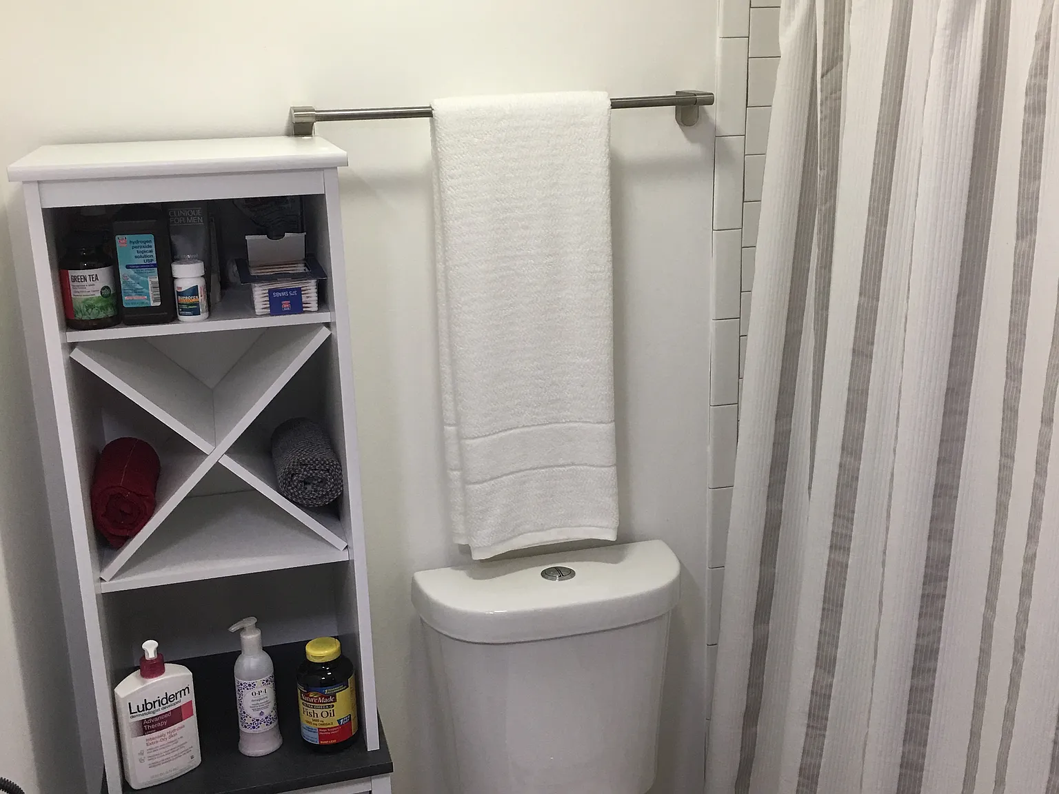 1 bed, 700 sqft, $1,300 — Photo 4