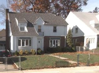 8410 110th St, Richmond Hill, NY 11418