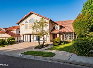 596 Azure Hills Dr, Simi Valley, CA 93065