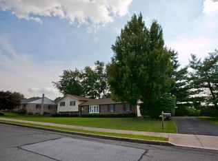 1172 Joann Ave, Ephrata, PA 17522