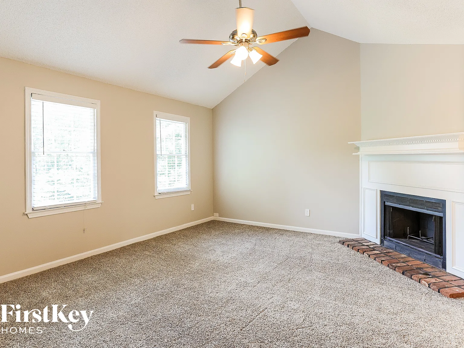 3 bed, 2.5 bath, 1817 sqft, $2,175 — Photo 3