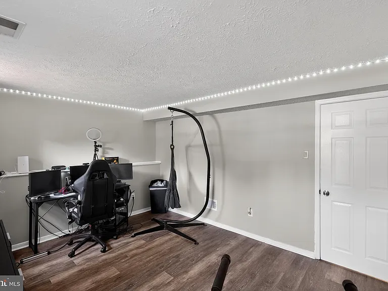 3079 Dorsey Ct — Photo 23