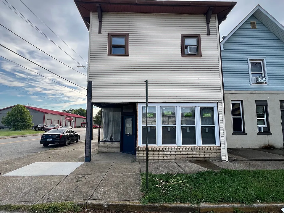 222 W Franklin St #C
