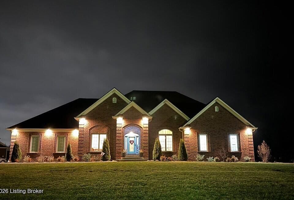 1st image of 626 Woodland Pass