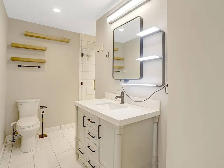 4519 Holmes Run Pkwy — Photo 13