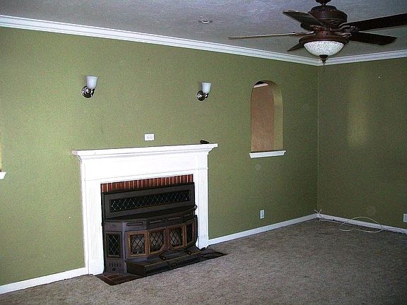Livingroom - left side