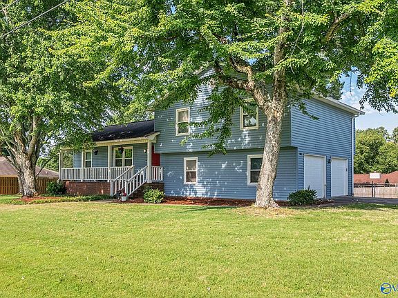3rd image of 116 Woodfield Dr