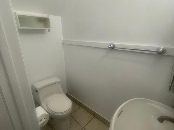 5th image of 108 Poas Cir #108