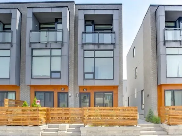 33 Achtman Ln, Toronto, ON M6G 4C5
