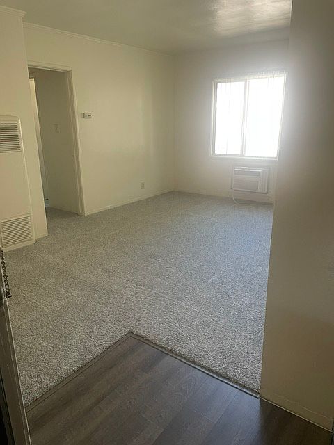 1st image of 1412 22nd St #7