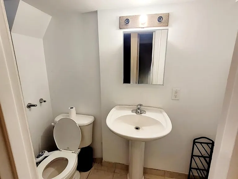 35 Wynn Rd — Photo 9