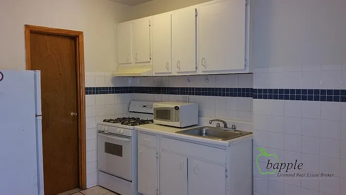 Rented by Bapple | media 28