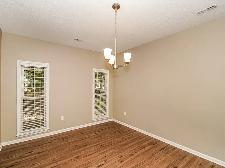 4107 Garden Grove Ln — Photo 7