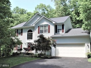 9206 Golf Ct, Manassas Park, VA 20111