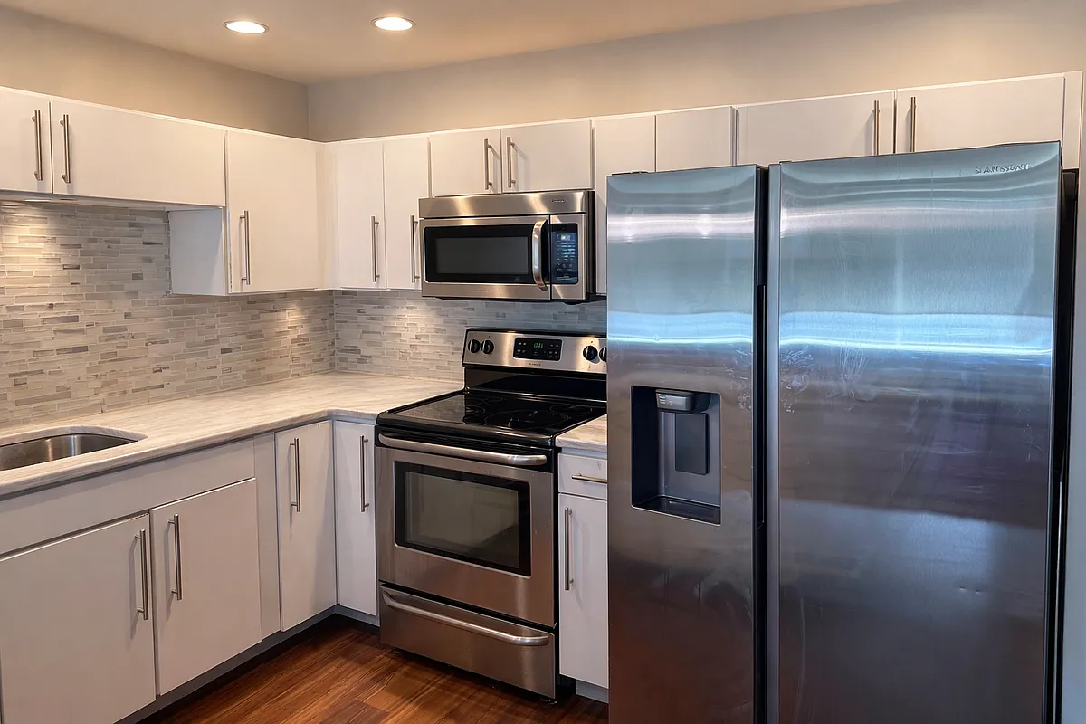 Building Photo - 110 S Campbell St #309