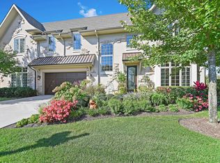 10 Willowcrest Dr #0, Oak Brook, IL 60523