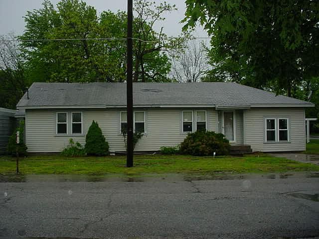 1st image of 1105 Nw #E